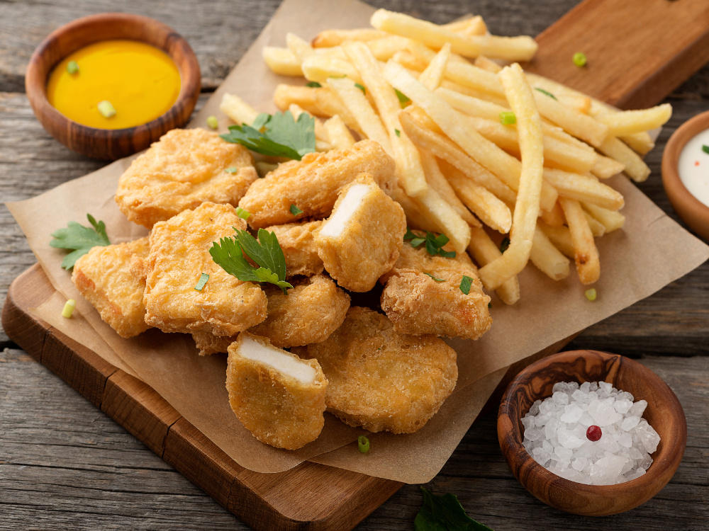 Chicken Nuggets mit Pommes